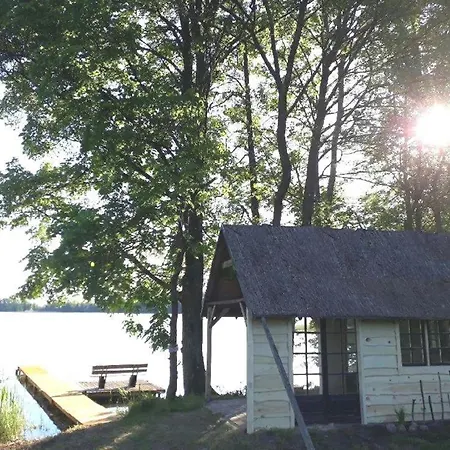 Wiatr W Kominie Dostep Do Jeziora Ublik