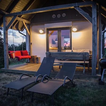 度假居 Wiatr W Kominie Dostep Do Jeziora Ublik *